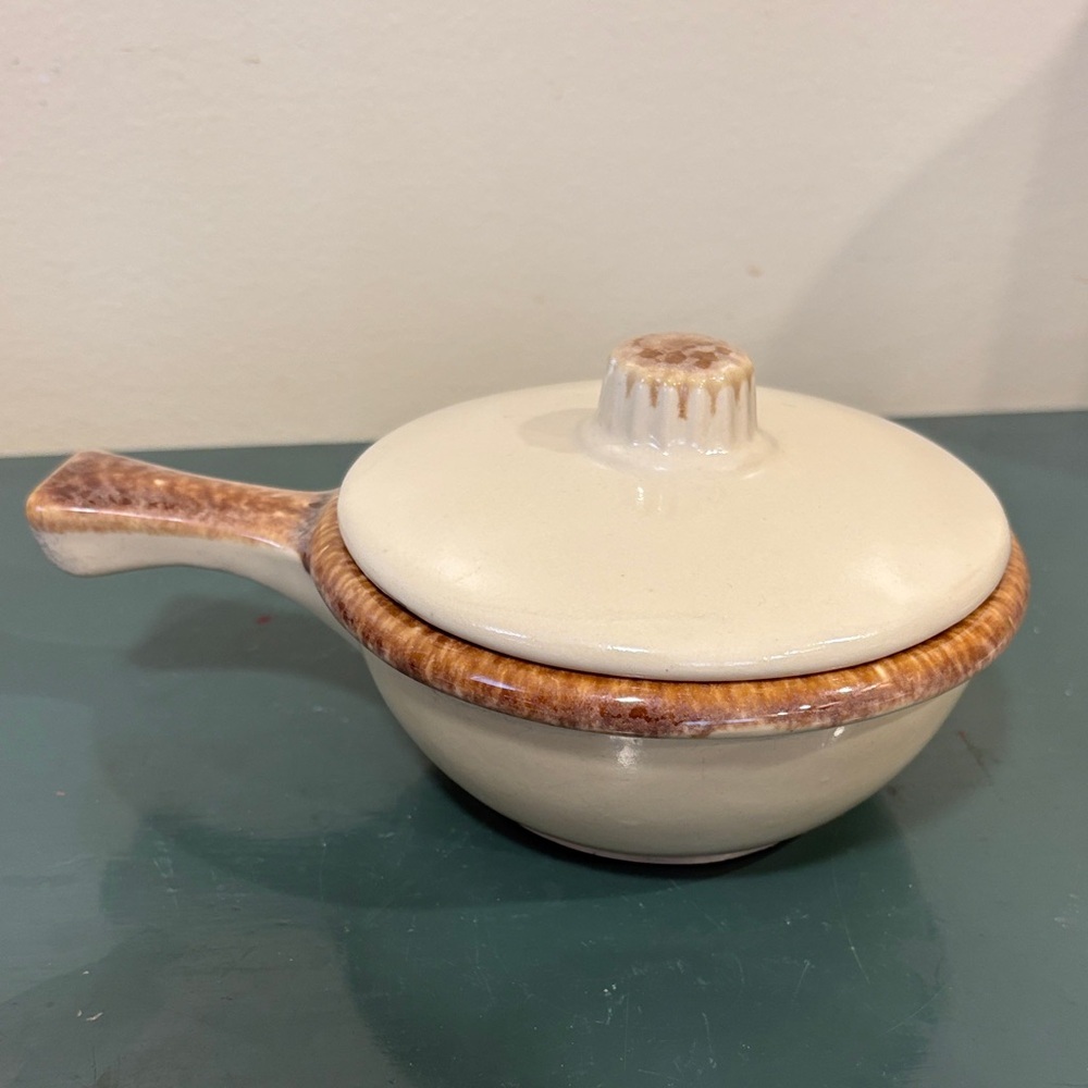 Vintage Hull Pottery Oven Proof Covered Soup Bowl
